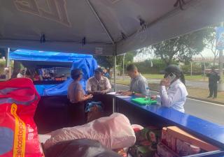 Operativo sanitario en ruta del carnaval en la Cinta Costera