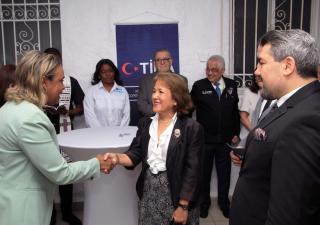 Vacunación contra el Sarampión en Kuna Yala