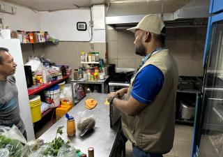 Vigilancia de alimentos, bebidas e inspecciones de carros cisterna en Panamá Oeste 