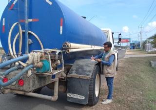 Calidad de Agua inspecciona más de 40 carros cisterna en Los Santos 
