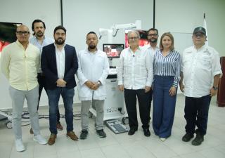 Hospital “Chicho” Fábrega da salto tecnológico con exoscopio quirúrgico robótico único en provincias centrales
