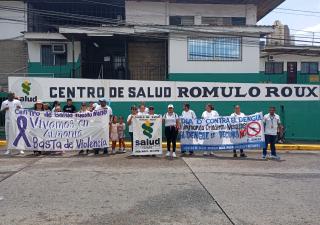 Promueven campañas de salud en desfile de fundación de Pueblo Nuevo