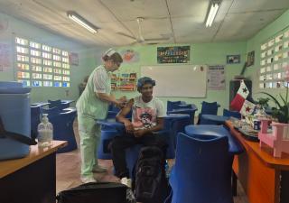 En Pedregal más de 300 personas recibieron servicios de salud  