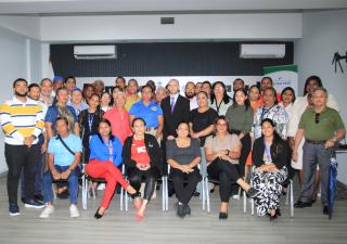 Colaboradores del Minsa se capacitan en relaciones interpersonales