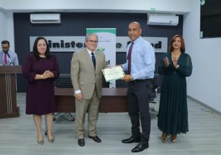Minsa lanza la campaña “Mi compromiso, mi patio limpio” contra el dengue
