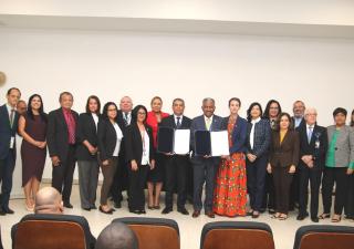 Instalan Consejo de Investigación e Innovación para la Salud
