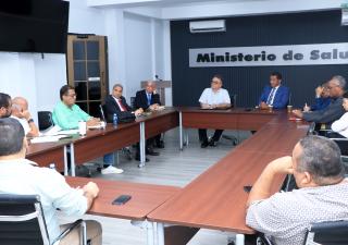 Minsa recibe delegación de pacientes de hemodiálisis no asegurados a nivel nacional