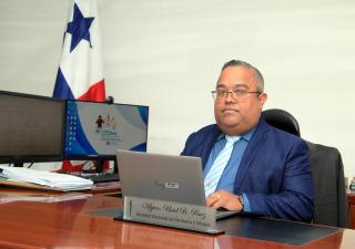 Minsa advierte sobre el riesgo de compras de medicamentos por internet para adelgazar