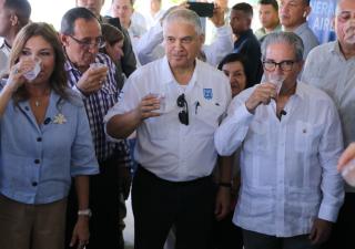 Tecnología innovadora genera agua del aire para pacientes del Hospital Joaquín Pablo Franco Sayas