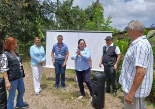 Dirección de Promoción de la Salud entrega equipo para desarrolla proyecto “Cine en tu comunidad” en Darién