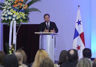 Minsa participa de los 30 años de aniversario de la carrera en Medicina y Cirugía de la Universidad Latina de Panamá 