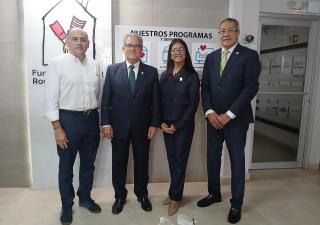 Ministro de Salud realiza visita a la Casa Ronald McDonald 