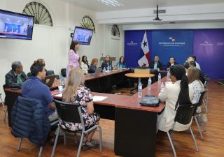 MINSA se reúne con Embajada de los Estados Unidos para tratar giras médicas del 2024