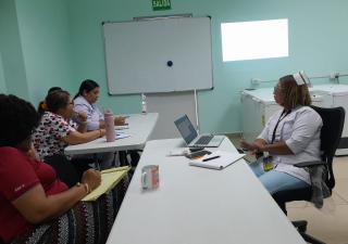 Reunión de coordinación de las actividades para la campaña de vacunación contra el sarampión en Panamá Este