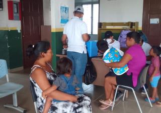 Equipos de vacunación recorren casa por casa en la provincia de Panamá Oeste