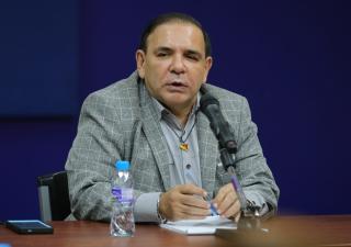 MINSA se reúne con Médicos y Decanos de diversas Universidades