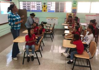 Estudiantes de El Pedregosito de Pesé se unen a Salud para celebrar el Día Mundial del Agua