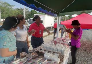 Región de Colón presente en la Feria