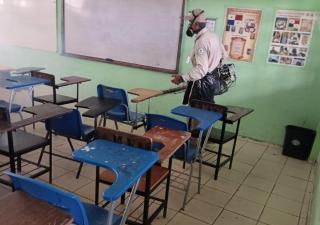  Equipo de control de vectores de Panamá Este se mantienen realizando inspecciones y nebulizaciones