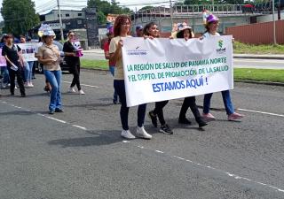 Marchan por el día mundial sin tabaco en Panamá Norte