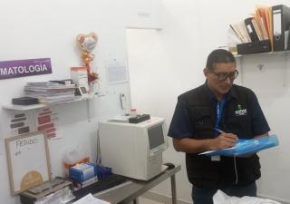 Operativos de supervisión refuerzan la seguridad y calidad en la atención médica en Panamá Oeste