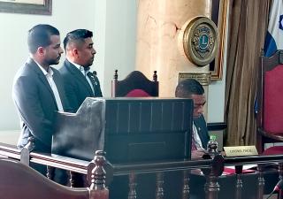 Región Metropolitana expone situación epidemiológica ante concejales del distrito capital