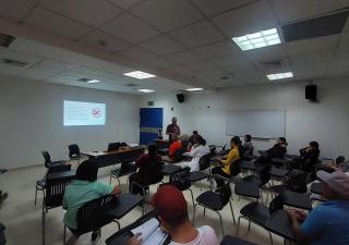  Minsa Los Santos realizó docencia sobre la nueva normativa y la prevención del tabaquismo