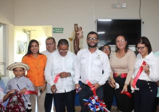Inauguran moderno Laboratorio Clínico en Río de Jesús