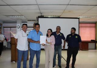 Ministerio de Salud certifica a la Cooperativa Joaquina H. De Torrijos como empresa Saluble.