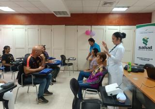 Minsa Los Santos fortalece el bienestar de cuidadores con el programa “Cuidando al cuidador”