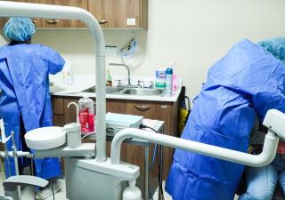 Inicia la captación de pacientes de Sonrisa de Mujer en el Centro de Salud de Caimitillo