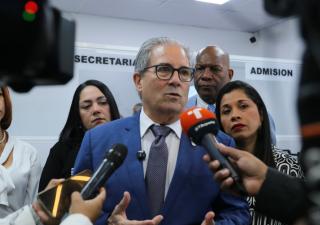 Ministro Boyd Galindo aborda ampliación de horarios, seguridad y proyectos de salud en el país