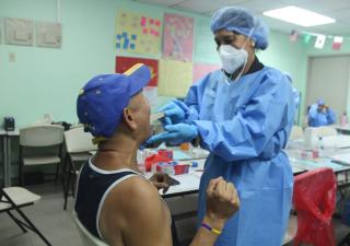 Ciento de personas participaron en la jornada de salud y vacunación masiva en Cerro Viento Rural