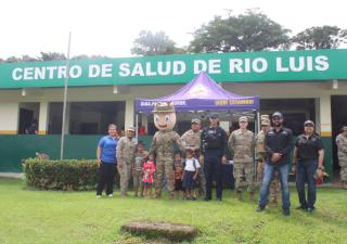 Comando Sur de los Estados Unidos entrega insumos médicos al Centro de Salud de Río Luis. 