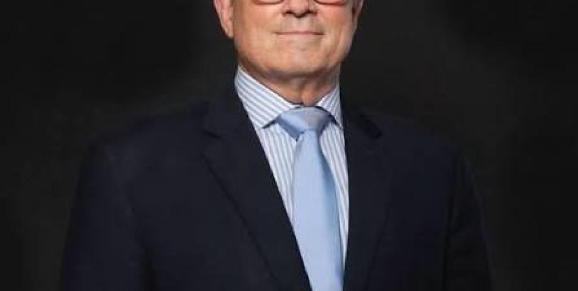 Dr. Fernando Boyd Galindo